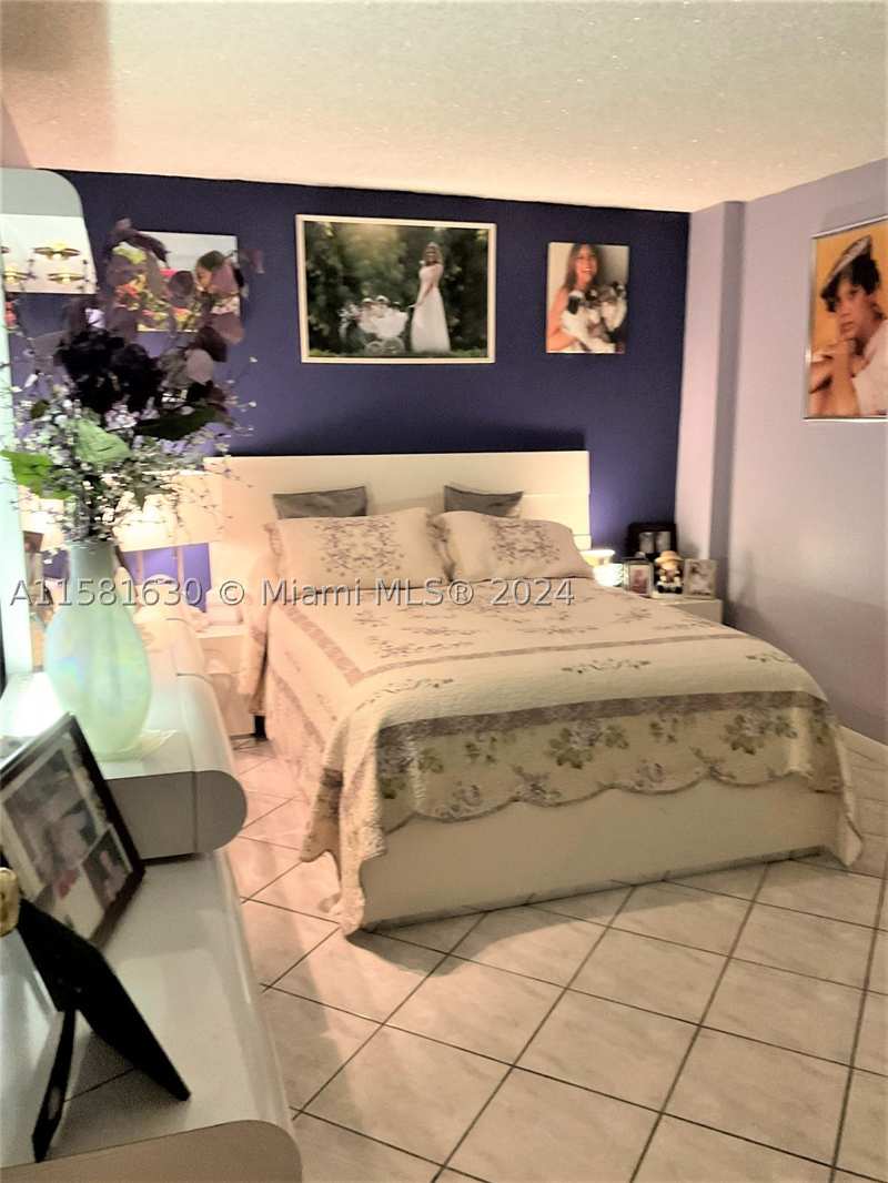 3 bedroom Condominium at 4675 W 18th Ct 502, Plaza Of Westland Condo, Hialeah — photo 1