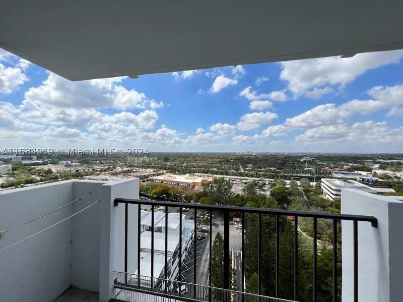 2 bedroom Condominium at 2780 NE 183rd St 1701, Commodore Plaza Condo, Aventura — photo 1