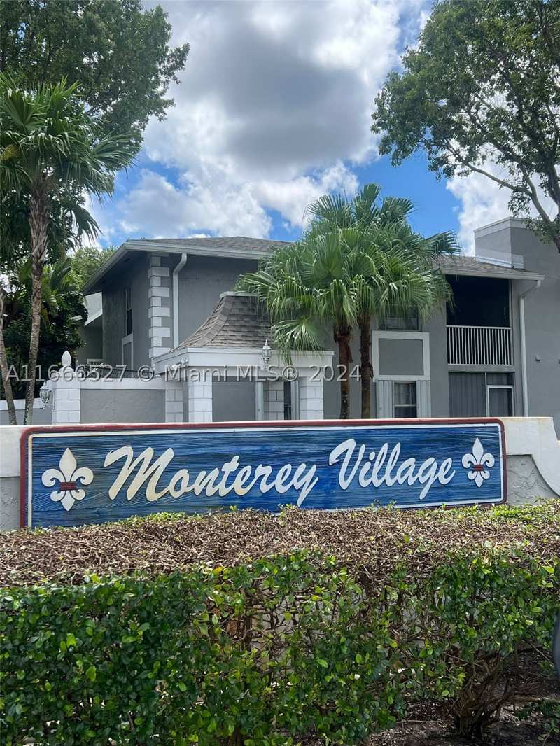 3 bedroom Condominium at 459 NE 210th Cir Ter 201-17, Monterey Village-Two Cond, Miami — photo 1