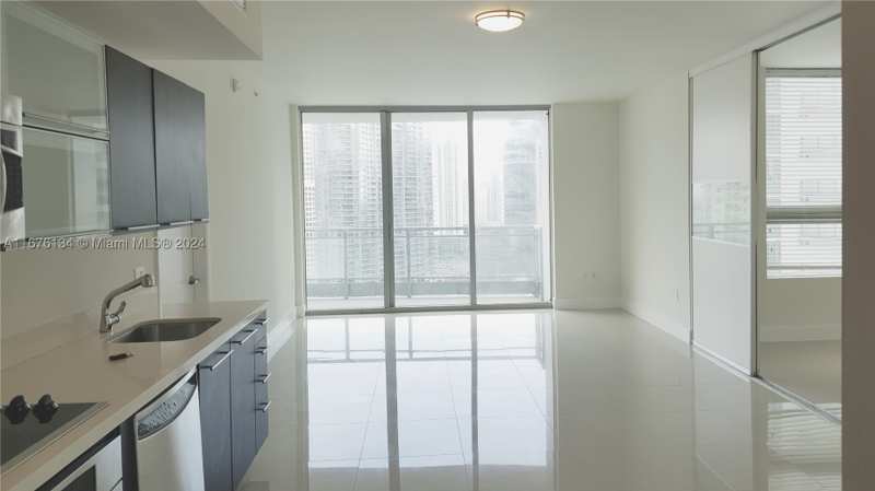 2 bedroom Condominium at 90 SW 3 St 3210, Ivy Condo, Miami — photo 1