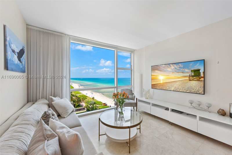 1 bedroom Condominium at 6801 Collins Ave 1203, Central Carillon Beach Co, Miami Beach — photo 1