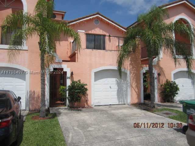3 bedroom Townhouse at 20820 San Simeon Way 26-G, Lakeview Twhs At Calif Cl, Miami — photo 1