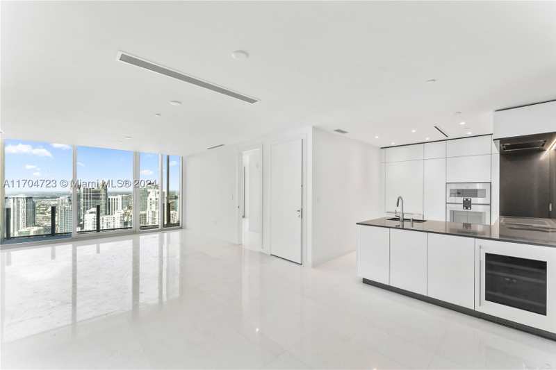 2 bedroom Condominium at 300 Biscayne Blvd Way 5209, Aston Martin Residences, Miami — photo 1