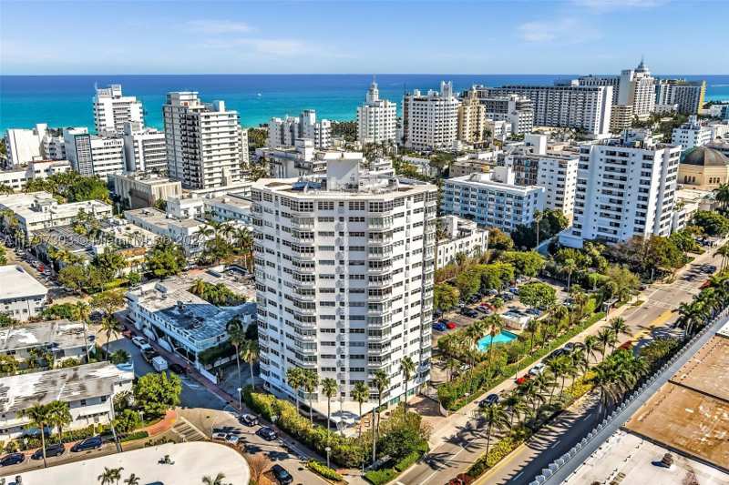 2 bedroom Condominium at 1881 Washington Ave 16H, Octagon Towers I Condo, Miami Beach — photo 1