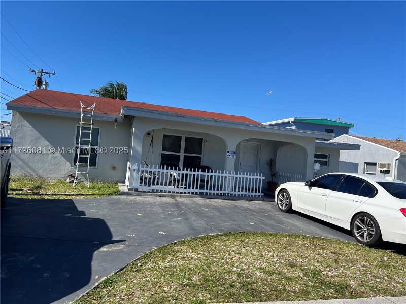 8 bedroom SingleFamilyResidence at 720 NW 30th Ave, Borel Addn, Miami — photo 1