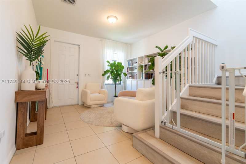 3 bedroom SingleFamilyResidence at 686 NE 191st Ter, Champion Lakes, Miami — photo 1