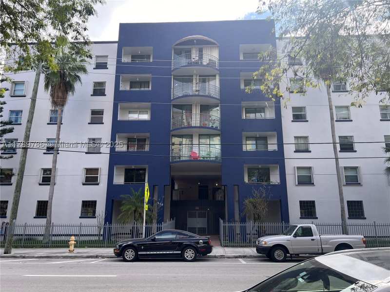 1 bedroom Condominium at 546 SW 1st St 611, Rioplaza Condominium Sout, Miami — photo 1