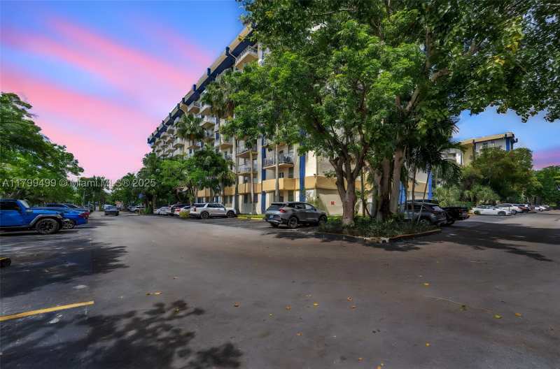 1 bedroom Condominium at 4550 NW 9th St 106E, Yolanda Villas Condo, Miami — photo 1