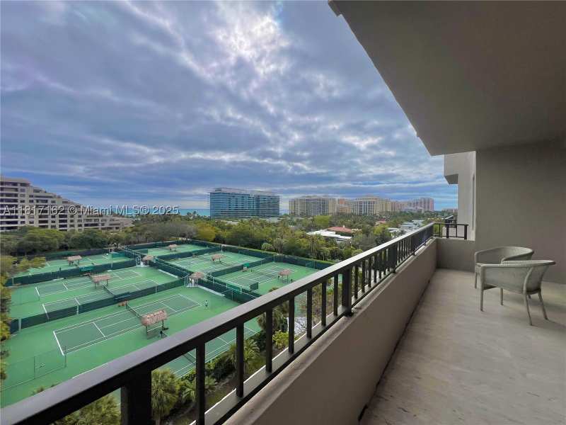 2 bedroom Condominium at 151 Crandon Blvd 702, The Emeraldbay @ Key Colon, Key Biscayne — photo 1