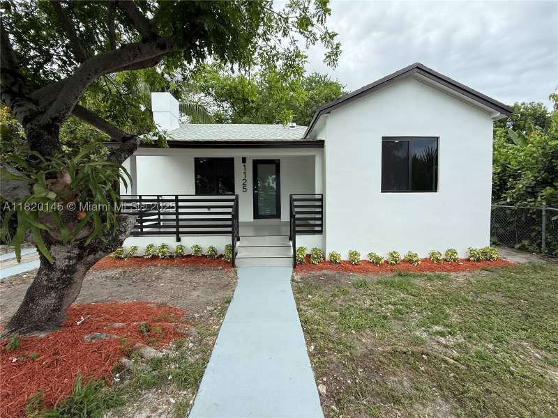 3 bedroom SingleFamilyResidence at 1125 NW 37th St, 36th St Manor, Miami — photo 1