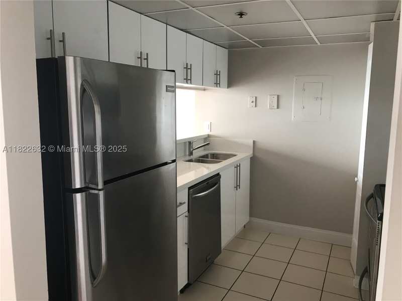2 bedroom Condominium at 7601 E Treasure Dr 2114, The Grandview Palace Cond, North Bay Village — photo 1