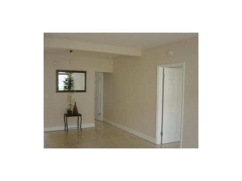 3 bedroom SingleFamilyResidence at 2521 SW 105th Ave, Laro Sub, Miami — photo 1