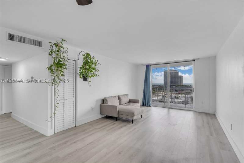 2 bedroom Condominium at 6900 Bay Dr 11F, Stanton House Condo, Miami Beach — photo 1