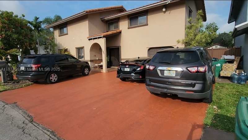 4 bedroom SingleFamilyResidence at 11060 SW 143rd Pl, Country Tree Sub, Miami — photo 1