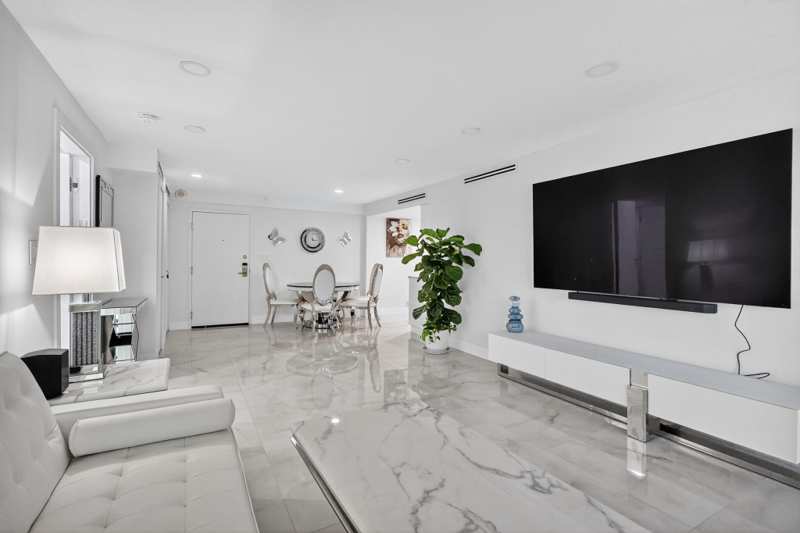 2 bedroom Condominium at 5225 Collins Avenue 1408, The Alexander Condo, Miami Beach — photo 1