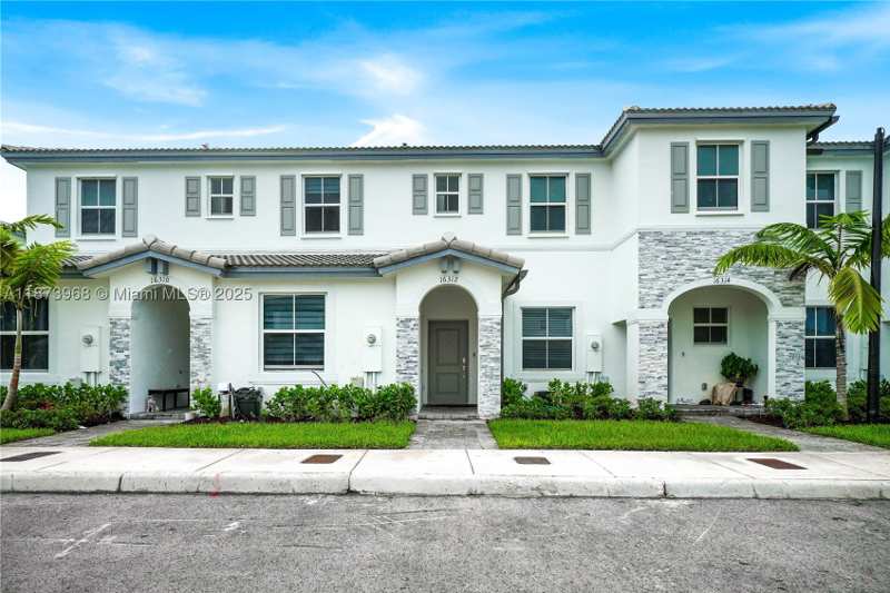 3 bedroom Townhouse at 16312 SW 291st St, Paradise Pines, Homestead — photo 1