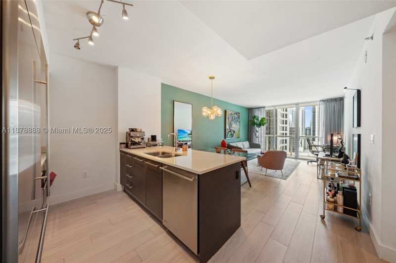 1 bedroom Condominium at 55 SE 6th St 1908, 500 Brickell West Condo, Miami — photo 1