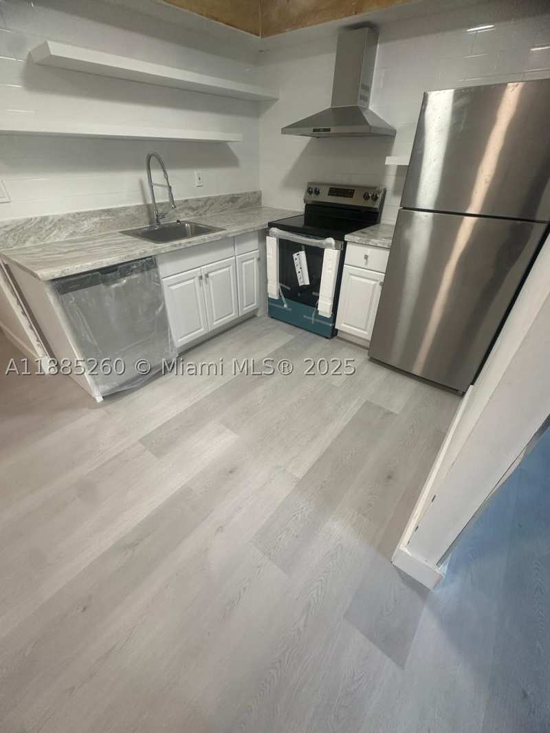 1 bedroom Condominium at 1120 102nd St 15, Golden Key Condo, The, Bay Harbor Islands — photo 1