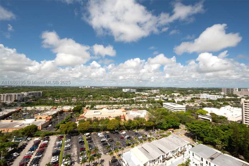 2 bedroom Condominium at 2750 NE 183rd St 2204, Commodore Plaza Condo, Aventura — photo 1