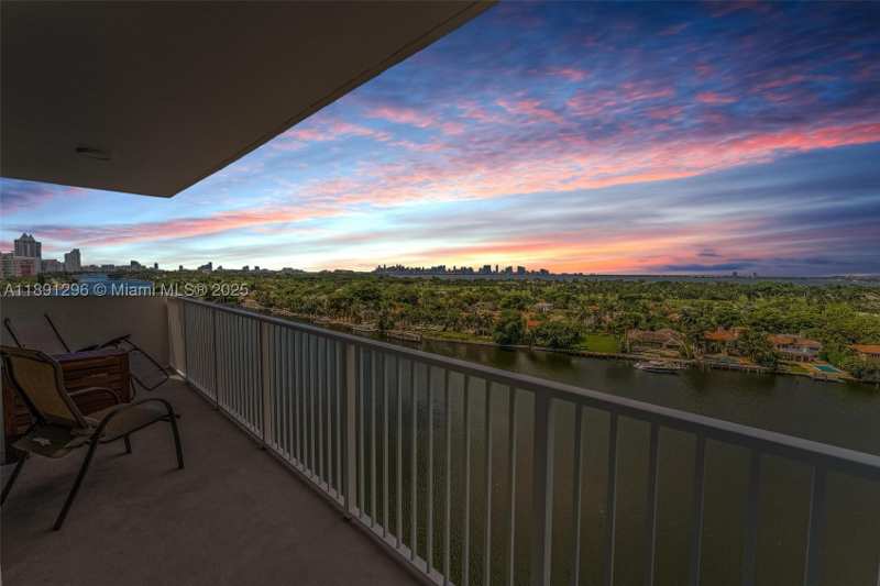 2 bedroom Condominium at 5838 Collins Ave 11B, 5838 Condominium, Miami Beach — photo 1
