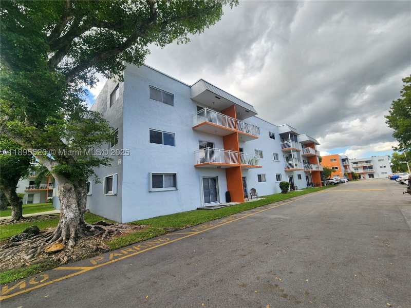 2 bedroom Condominium at 11309 SW 200th St 303-C, Caribbean Gardens Condo, Miami — photo 1