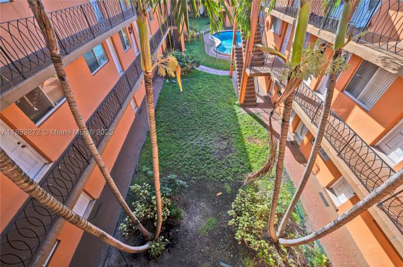 2 bedroom Condominium at 2330 NW 11th St 46, River Grand II Condo, Miami — photo 1