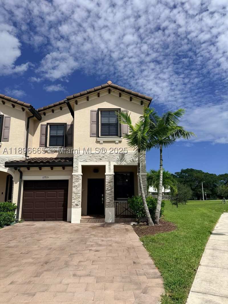 4 bedroom Condominium at 12715 SW 230th Ter, D & B Subdivision, Miami — photo 1