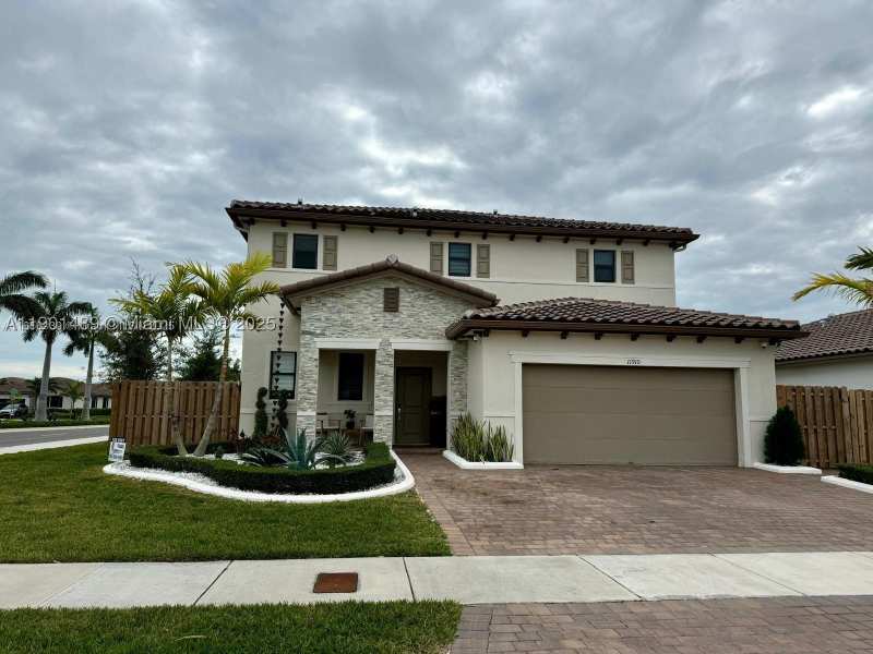 5 bedroom SingleFamilyResidence at 11910 SW 243rd St, Estates At Silver Palm, Homestead — photo 1