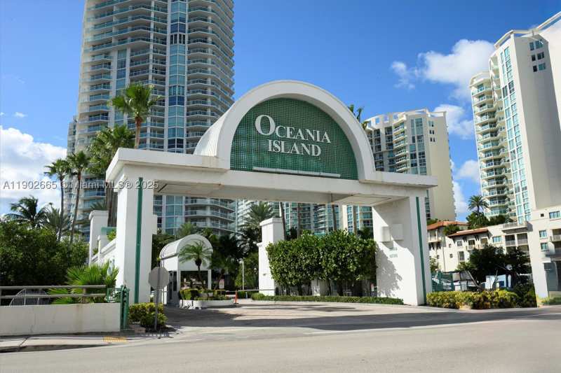 2 bedroom Condominium at 16500 Collins Av 2055, Oceania, Sunny Isles Beach — photo 1