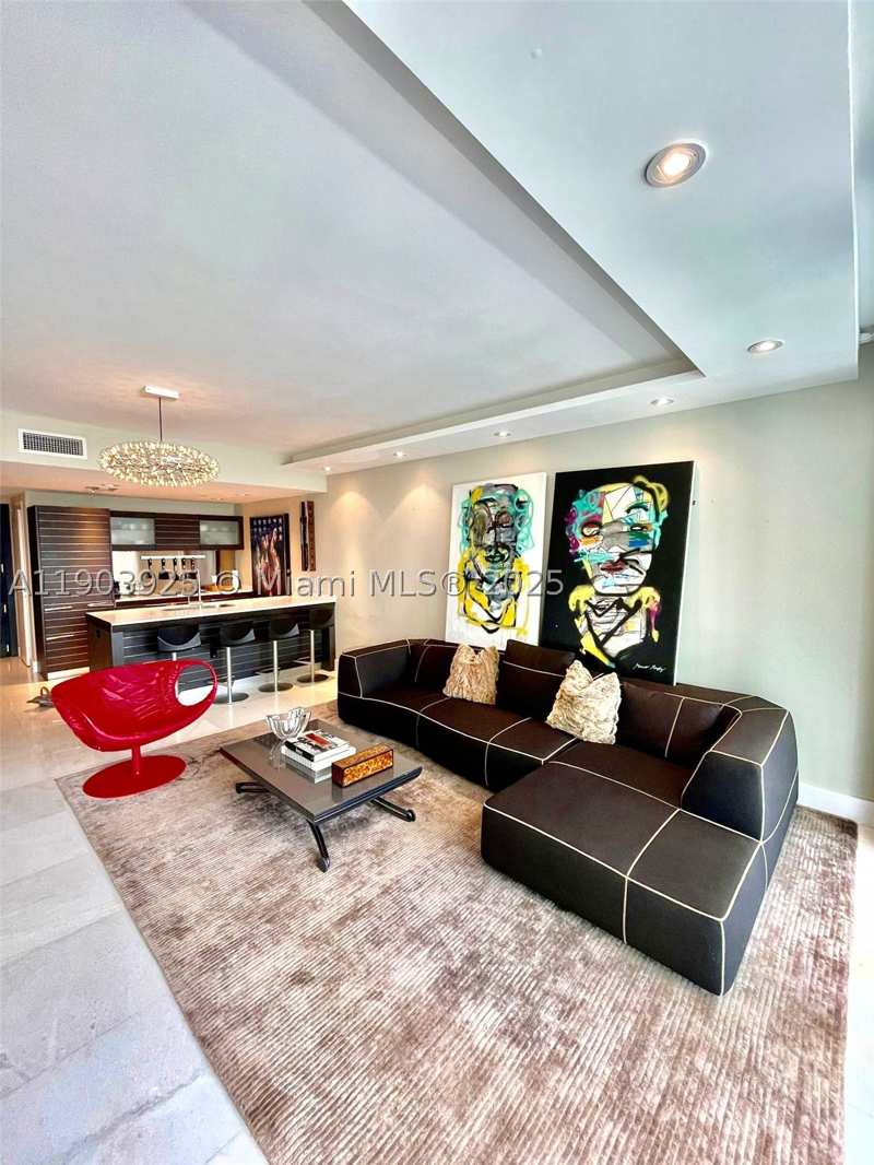 1 bedroom Condominium at 200 Biscayne Boulevard Way 4310, Epic West Condo, Miami — photo 1