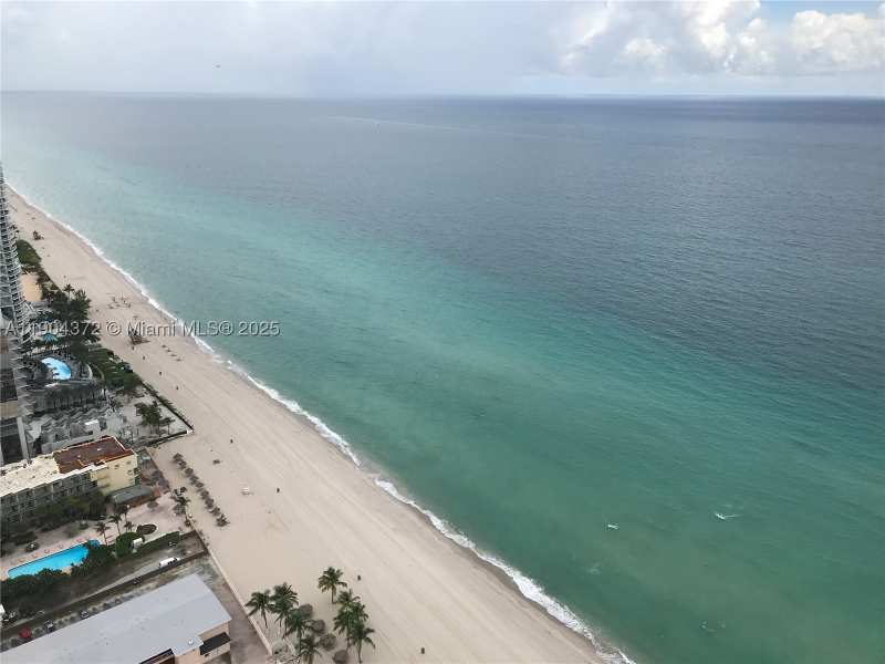 2 bedroom Condominium at 18201 Collins Ave 5104, Trump Royale Condo, Sunny Isles Beach — photo 1