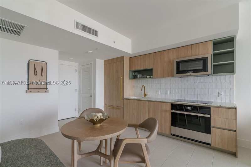 1 bedroom Condominium at 159 NE 6th St 3404, Natiivo, Miami — photo 1