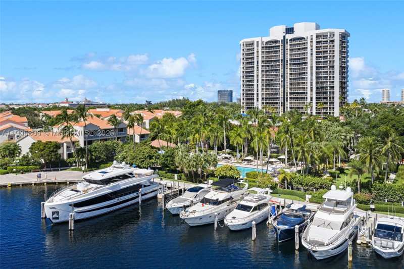 3 bedroom Condominium at 3598 Yacht Club Dr 602, Harbor Tws At The Waterwa, Aventura — photo 1