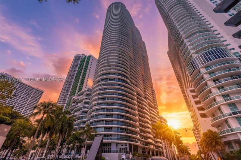 2 bedroom Condominium at 488 NE 18th St 1209, Aria On The Bay Condo, Miami — photo 1