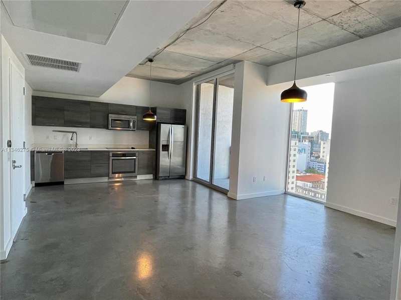 1 bedroom Condominium at 151 SE 1st Street 608, Centro Condo, Miami — photo 1