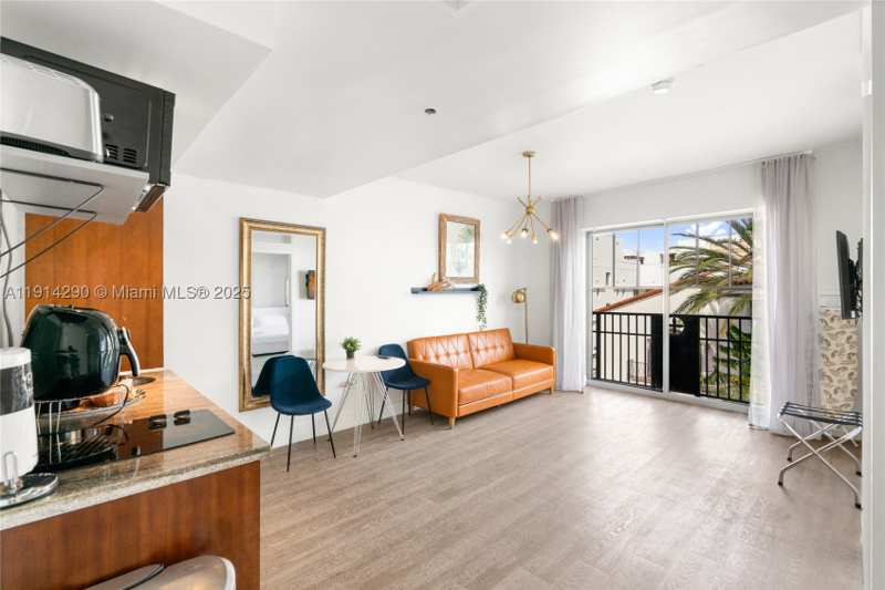 1 bedroom Condominium at 1060 Ocean Dr D307, The Strand On Ocean Drive, Miami Beach — photo 1