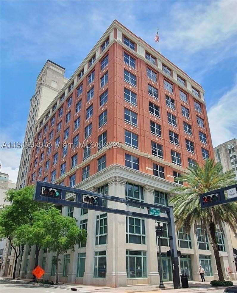 1 bedroom Condominium at 111 E Flagler St 507, Flagler First Condo, Miami — photo 1