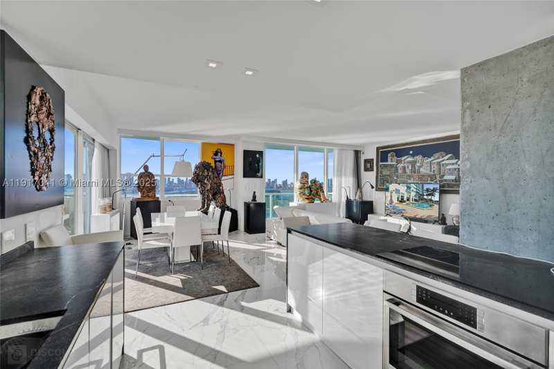 2 bedroom Condominium at 650 West Ave Ph01, The Floridian Condo, Miami Beach — photo 1