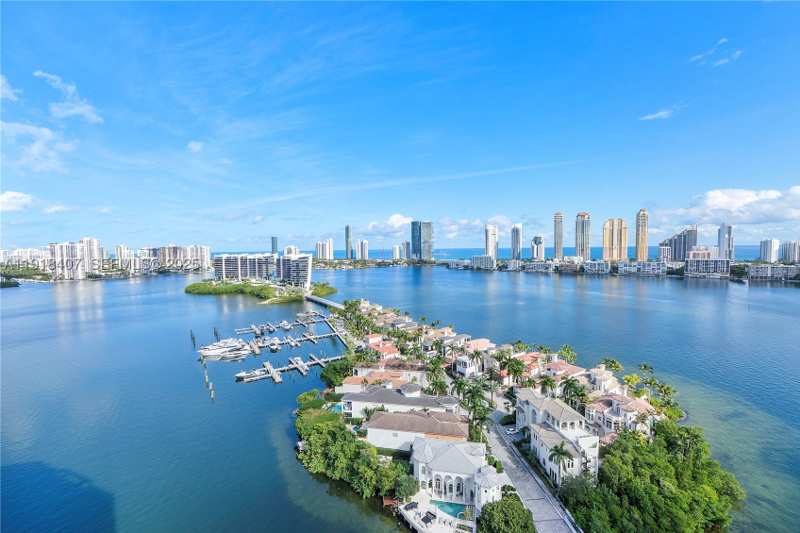 4 bedroom Condominium at 6000 Island Blvd 2406, Bellamare @ Williams Isla, Aventura — photo 1