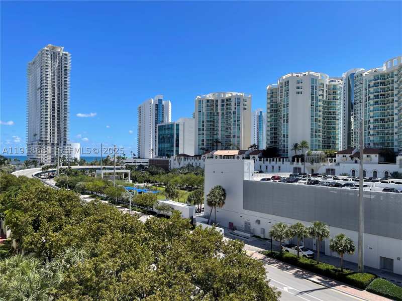 2 bedroom Condominium at 16909 N Bay Rd 716, Plaza Of Americas Condo P, Sunny Isles Beach — photo 1