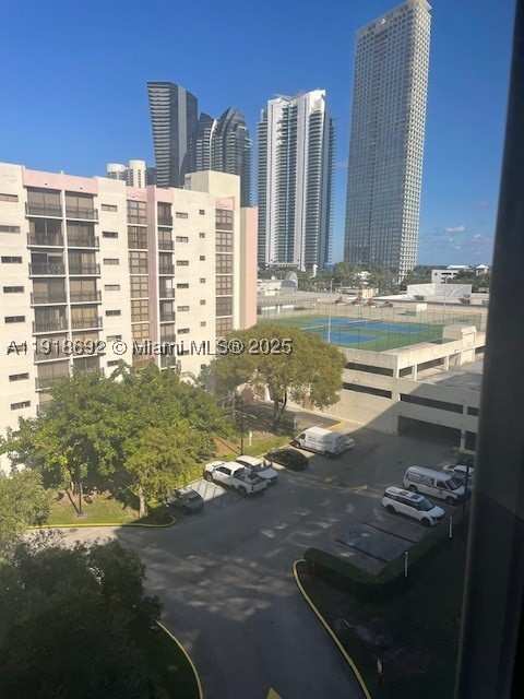 1 bedroom Condominium at 16909 N Bay Rd 805, Plaza Of Americas Condo P, Sunny Isles Beach — photo 1