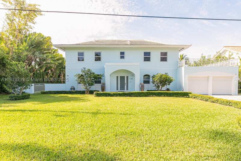 4 bedroom SingleFamilyResidence at 1130 Lugo Ave, Coral Bay Sec B, Coral Gables — photo 1