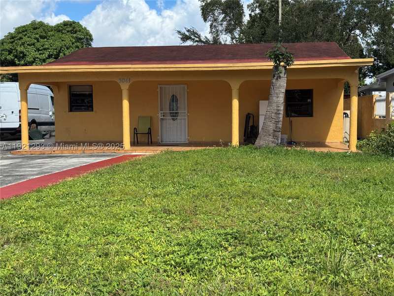 4 bedroom SingleFamilyResidence at 3041 NW 95th Ter, The Tropics Amd, Miami — photo 1