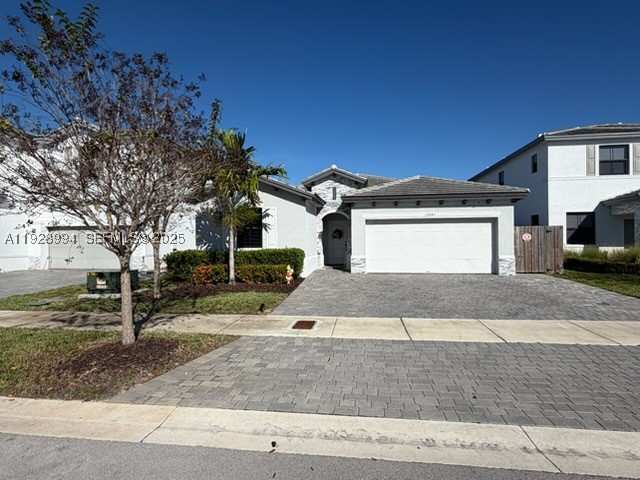 5 bedroom SingleFamilyResidence at 13361 SW 284th Ter, Pine Isle, Homestead — photo 1