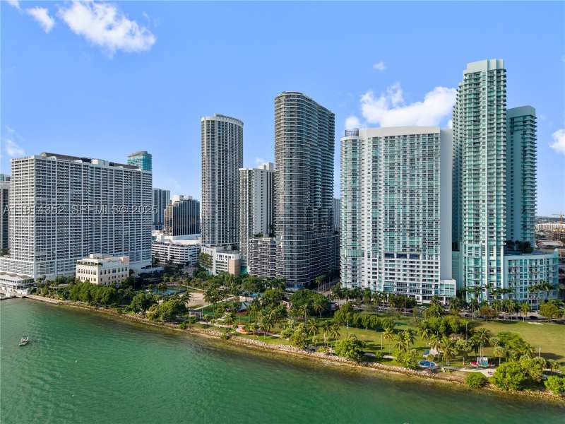 2 bedroom Condominium at 488 NE 18th St 4309, Aria On The Bay Condo, Miami — photo 1