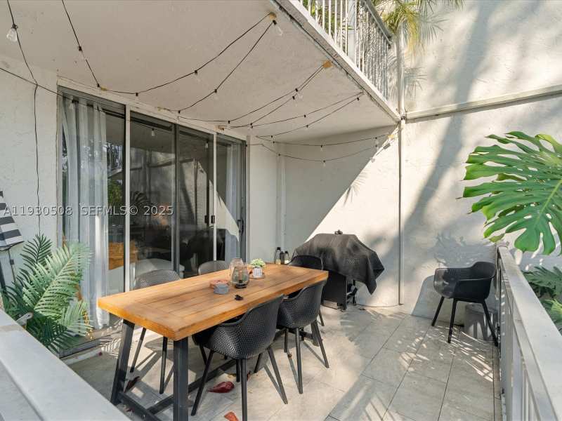 1 bedroom Condominium at 680 NE 64th St A110, Nirvana Condo No One Cond, Miami — photo 1