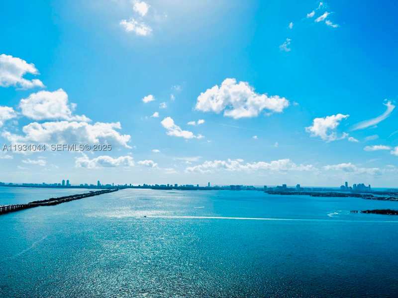 2 bedroom Condominium at 480 NE 31st St 3405, Gran Paraiso Condo, Miami — photo 1