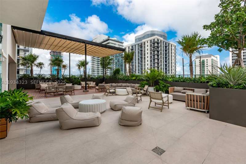 2 bedroom Condominium at 11 NE 6 St 1407, The Crosby, Miami — photo 1