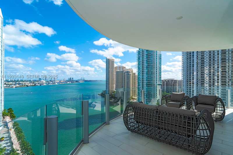 5 bedroom Condominium at 300 Biscayne Blvd Way 1901, Aston Martin Residences, Miami — photo 1