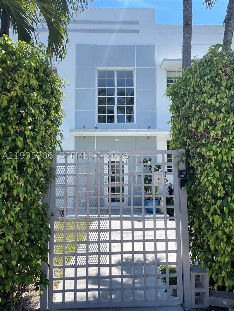 2 bedroom Condominium at 600 15th St 10, The Morrison Condo, Miami Beach — photo 1